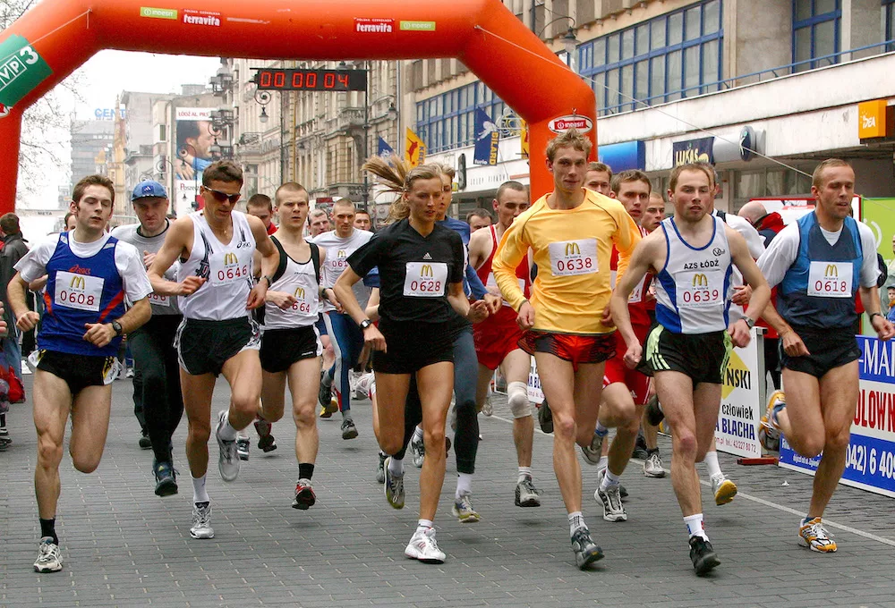 Come i runner scelgono le scarpe nel negozio?